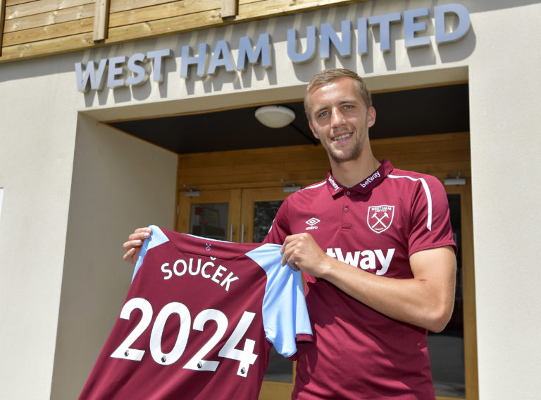 Photo by Arfa Griffiths/West Ham United FC via Getty Images