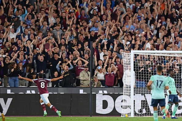 Photo by GLYN KIRK/AFP via Getty Images