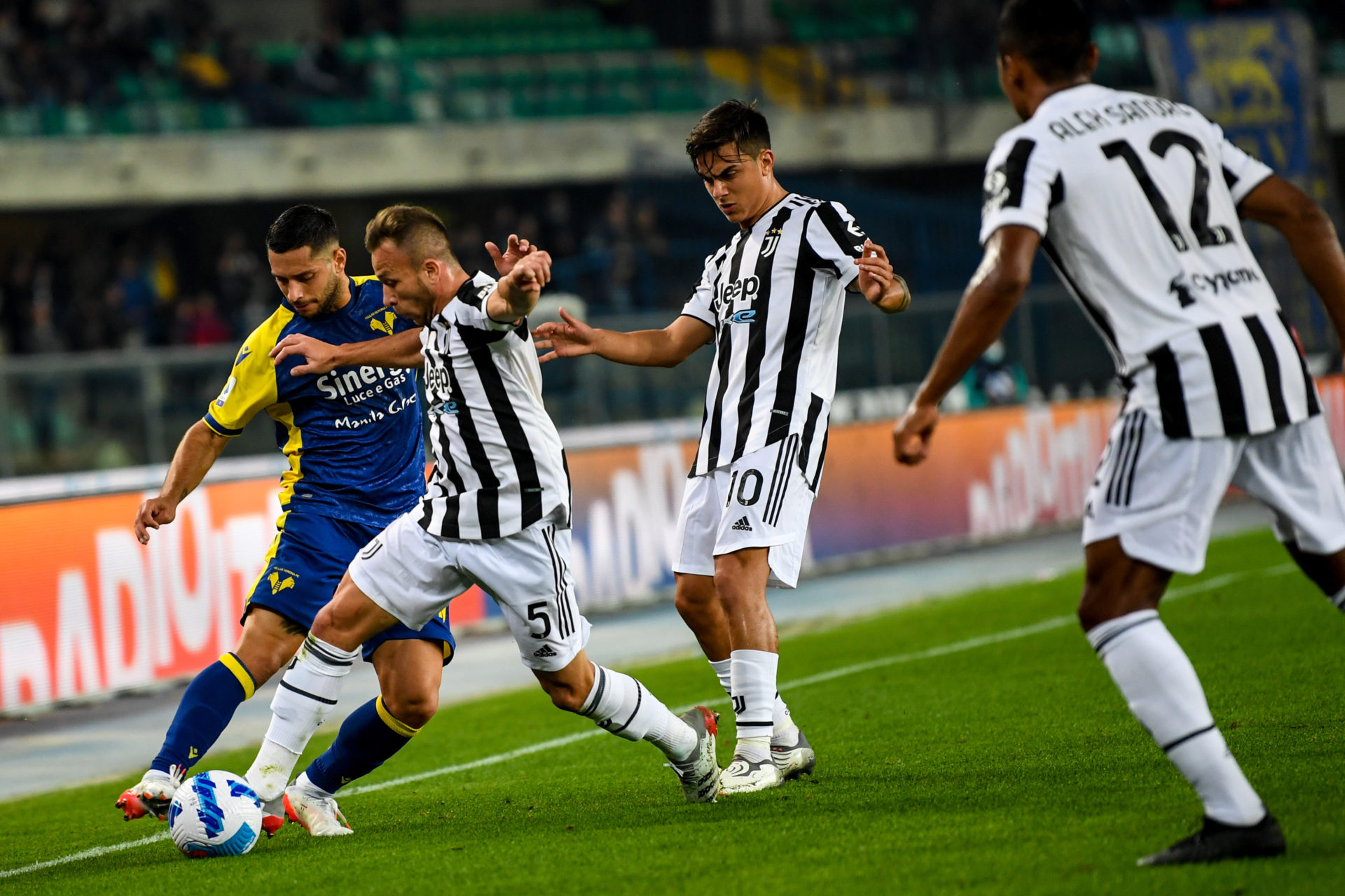 Photo by Alessio Marini/LiveMedia/NurPhoto via Getty Images