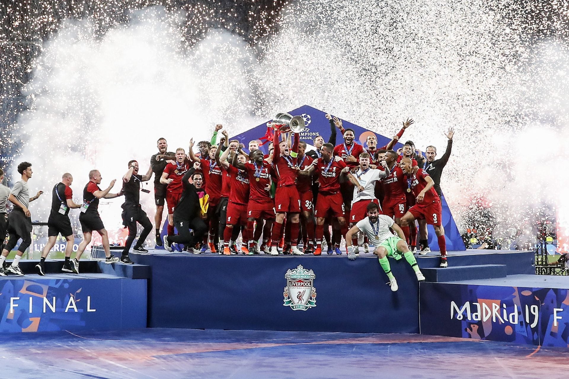 Fabinho of Liverpool FC, Virgil van Dijk of Liverpool FC, Georginio Wijnaldum of Liverpool FC, Dejan Lovren of Liverpool FC, James Milner of Liverp...