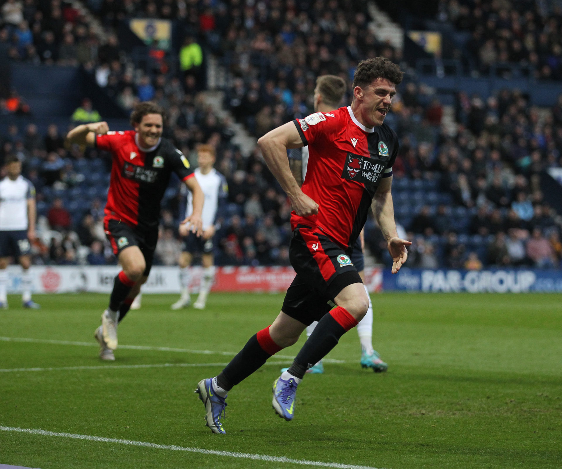 Photo by Mick Walker - CameraSport via Getty Images