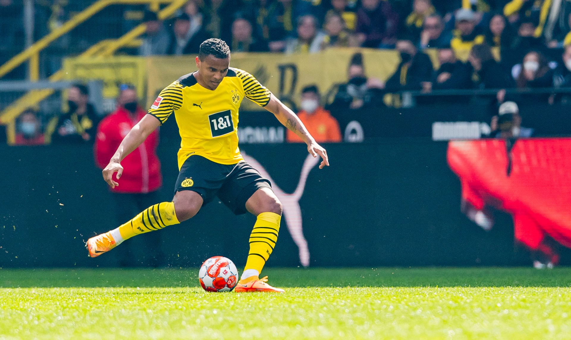 Photo by Alexandre Simoes/Borussia Dortmund via Getty Images