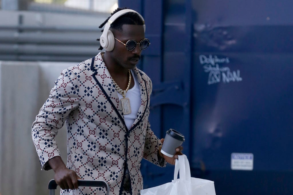 Picture of Antonio Brown as Chelsie Kyriss addresses his alleged Snapchat photo