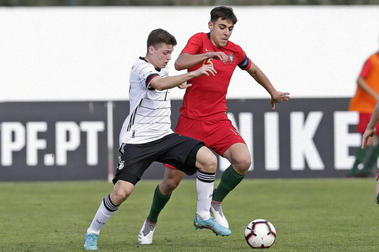 Photo by Ricardo Nascimento/Getty Images for DFB