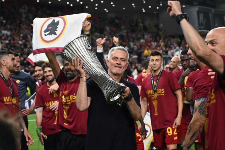 Photo by OZAN KOSE/AFP via Getty Images