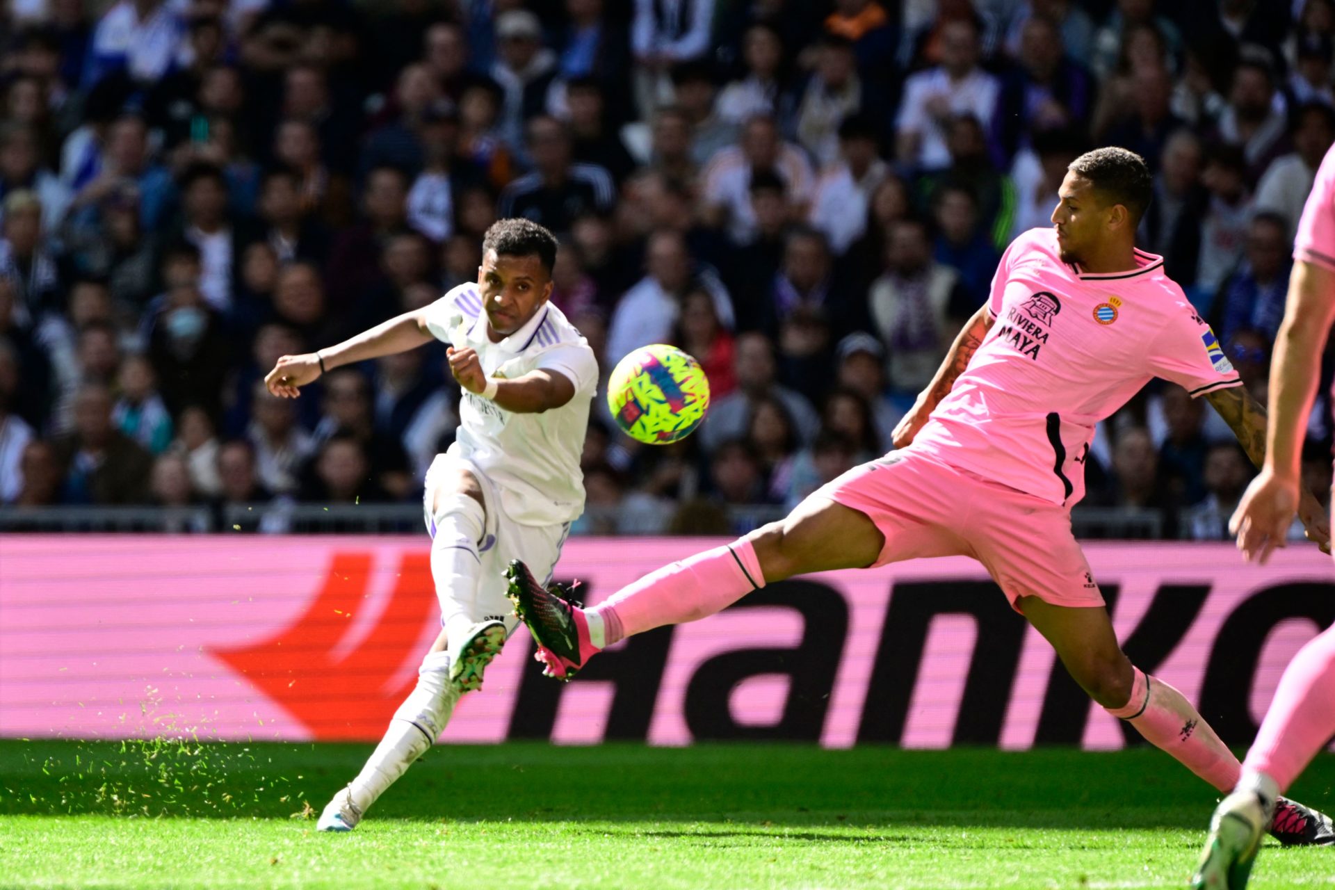 Photo by JAVIER SORIANO/AFP via Getty Images