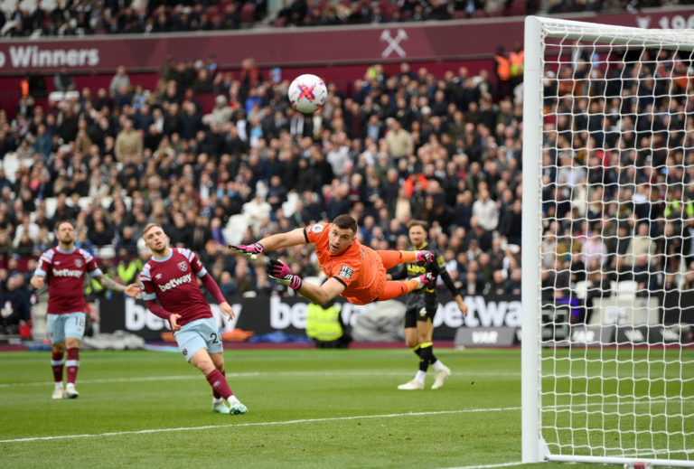 Photo by Shaun Botterill/Getty Images