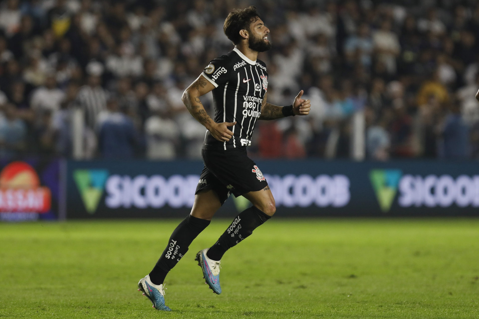 Photo by Ricardo Moreira/Getty Images