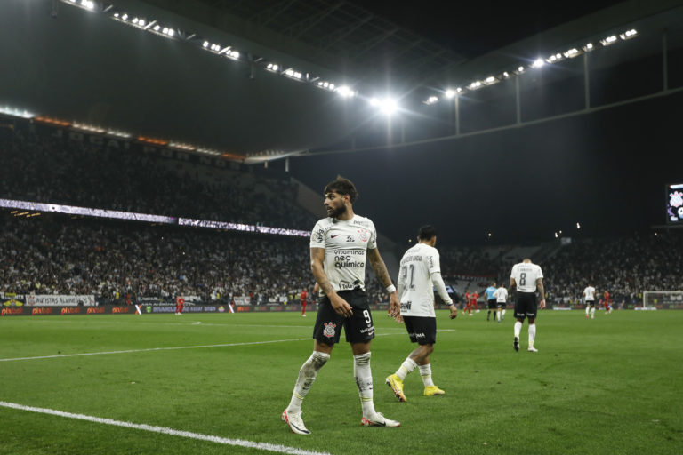 Photo by Ricardo Moreira/Getty Images