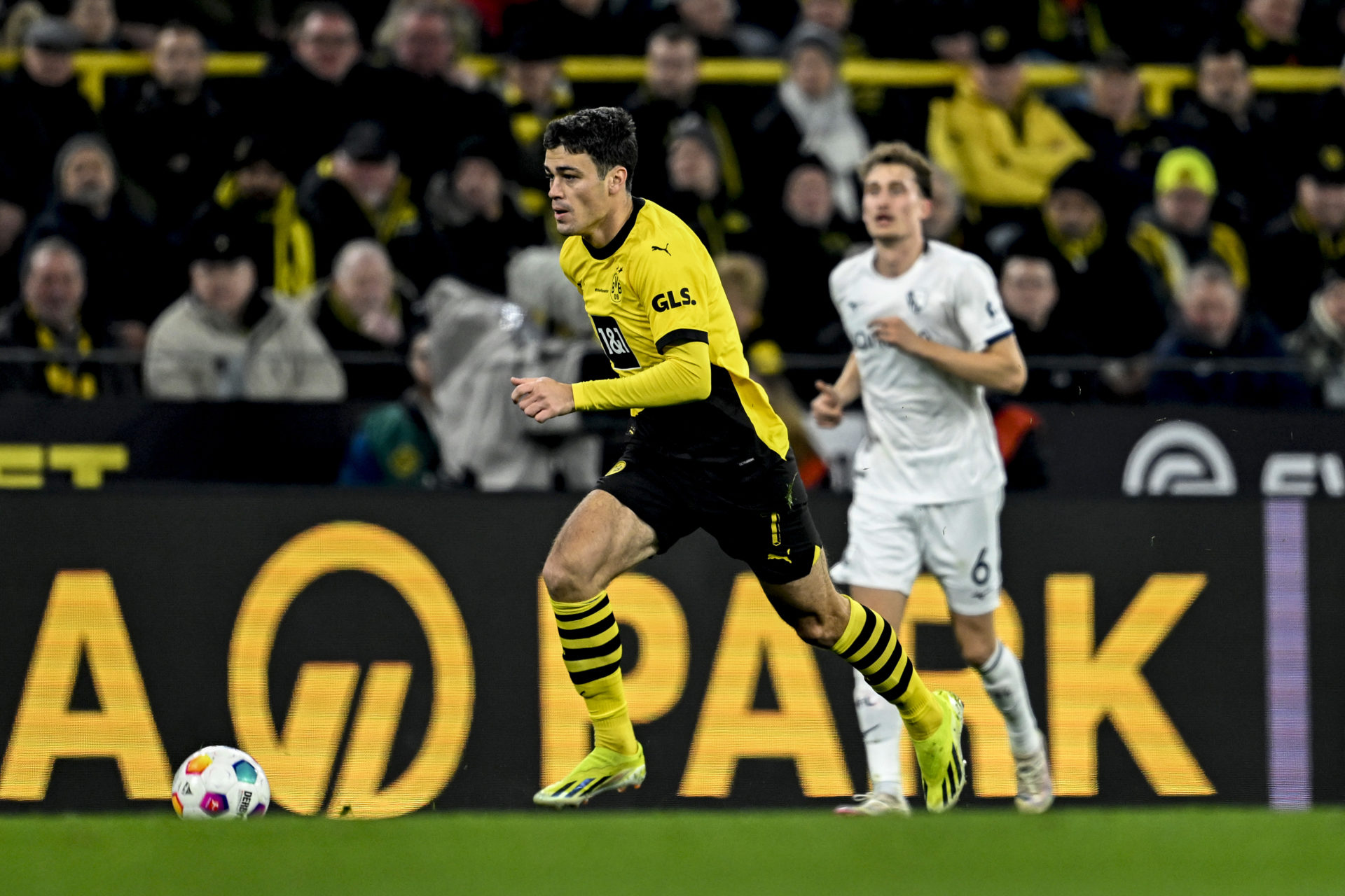 Photo by Hendrik Deckers/Borussia Dortmund via Getty Images