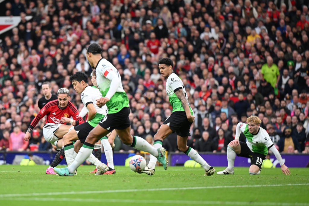 Manchester United v Liverpool - Emirates FA Cup Quarter Final