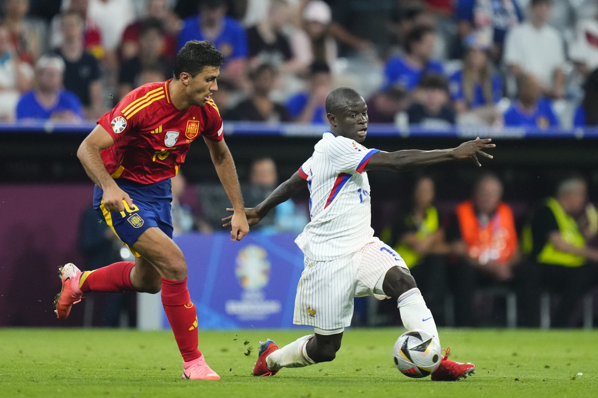 Photo by Jose Breton/Pics Action/NurPhoto via Getty Images