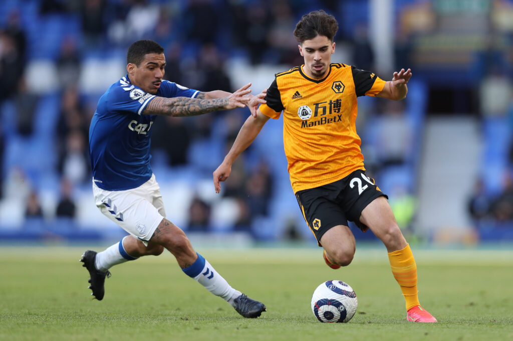 Everton v Wolverhampton Wanderers - Premier League
