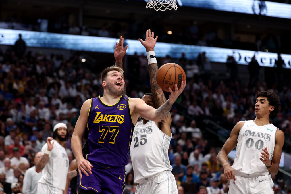 Los Angeles Lakers v Dallas Mavericks