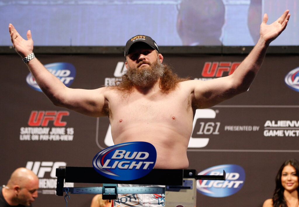 UFC 161 Weigh-in