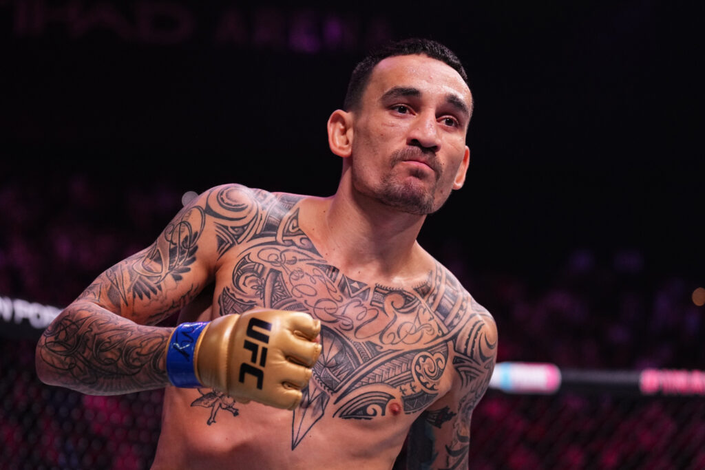 UFC 308: Topuria v Holloway