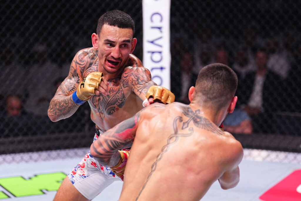 UFC 308: Topuria v Holloway