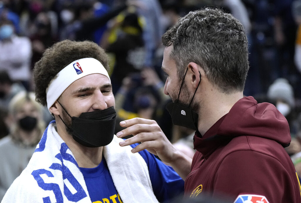 Cleveland Cavaliers v Golden State Warriors