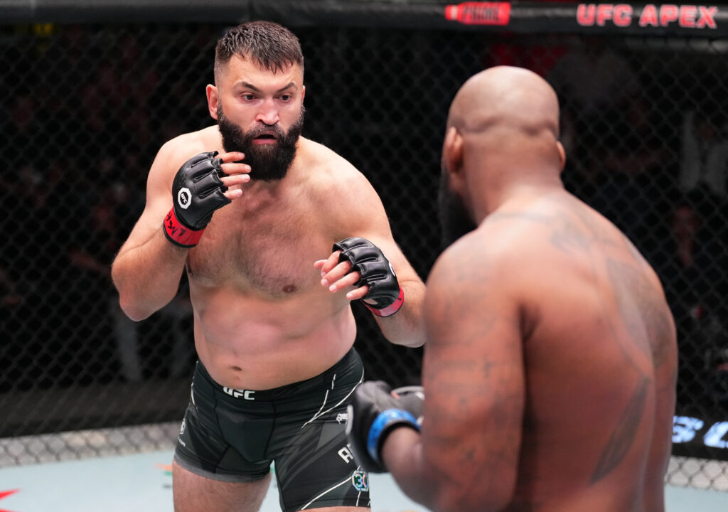 UFC Fight Night: Arlovski v Mayes