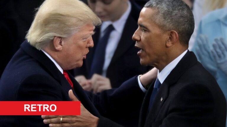 Image of Donald Trump pictured with Barack Obama being sworn in as president