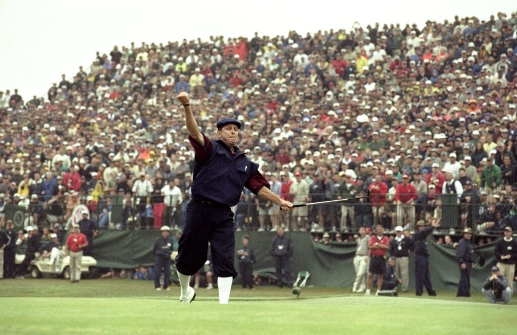 Payne Stewart celebrates holing the putt to win the 1999 US Open