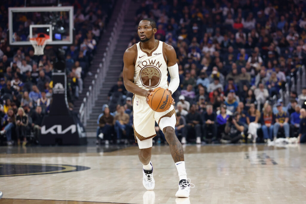 Jonathan Kuminga #1 of the Golden State Warriors dribbles the ball in the first quarter against the New Orleans Pelicans at Chase Center.
