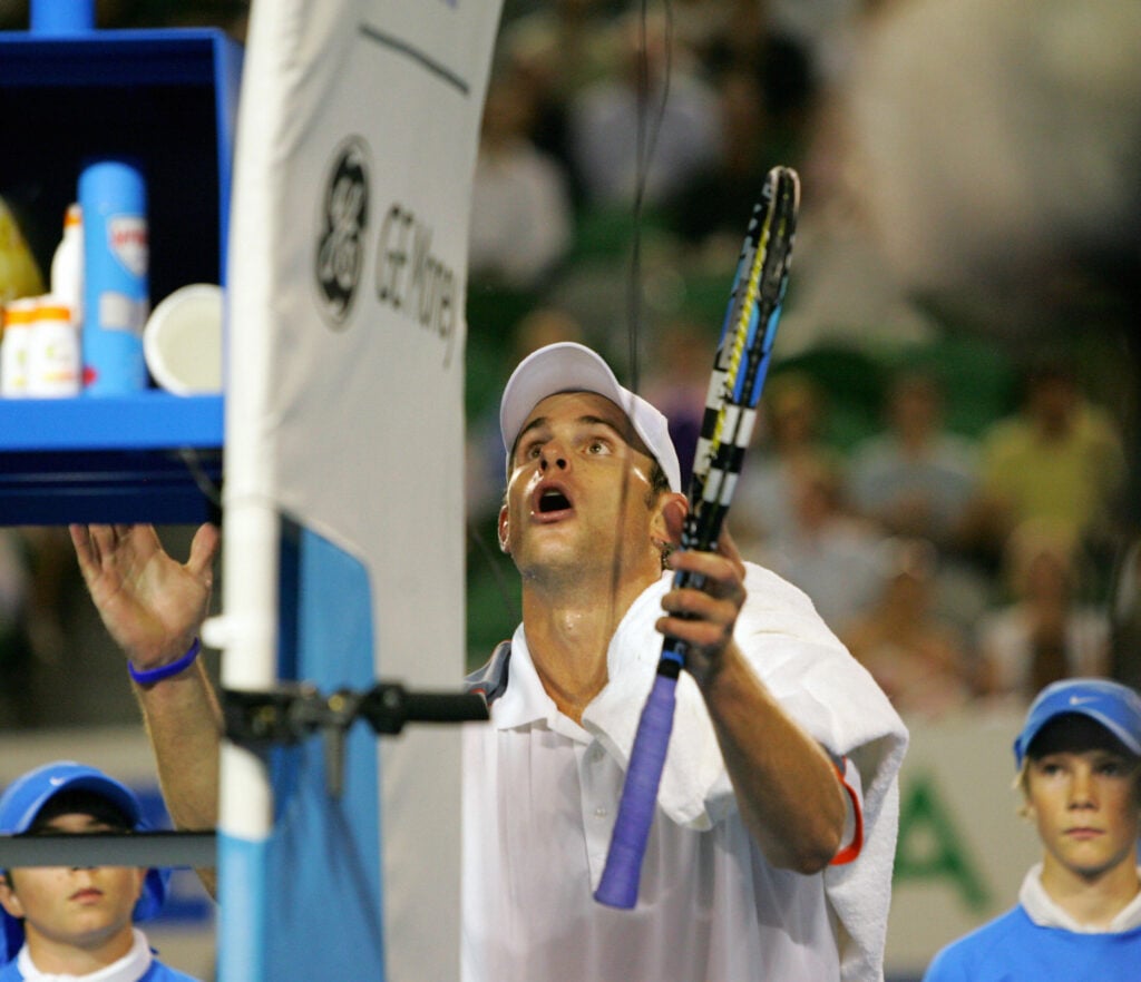 Andy Roddick argues with the umpire during the 2008 Australian Open