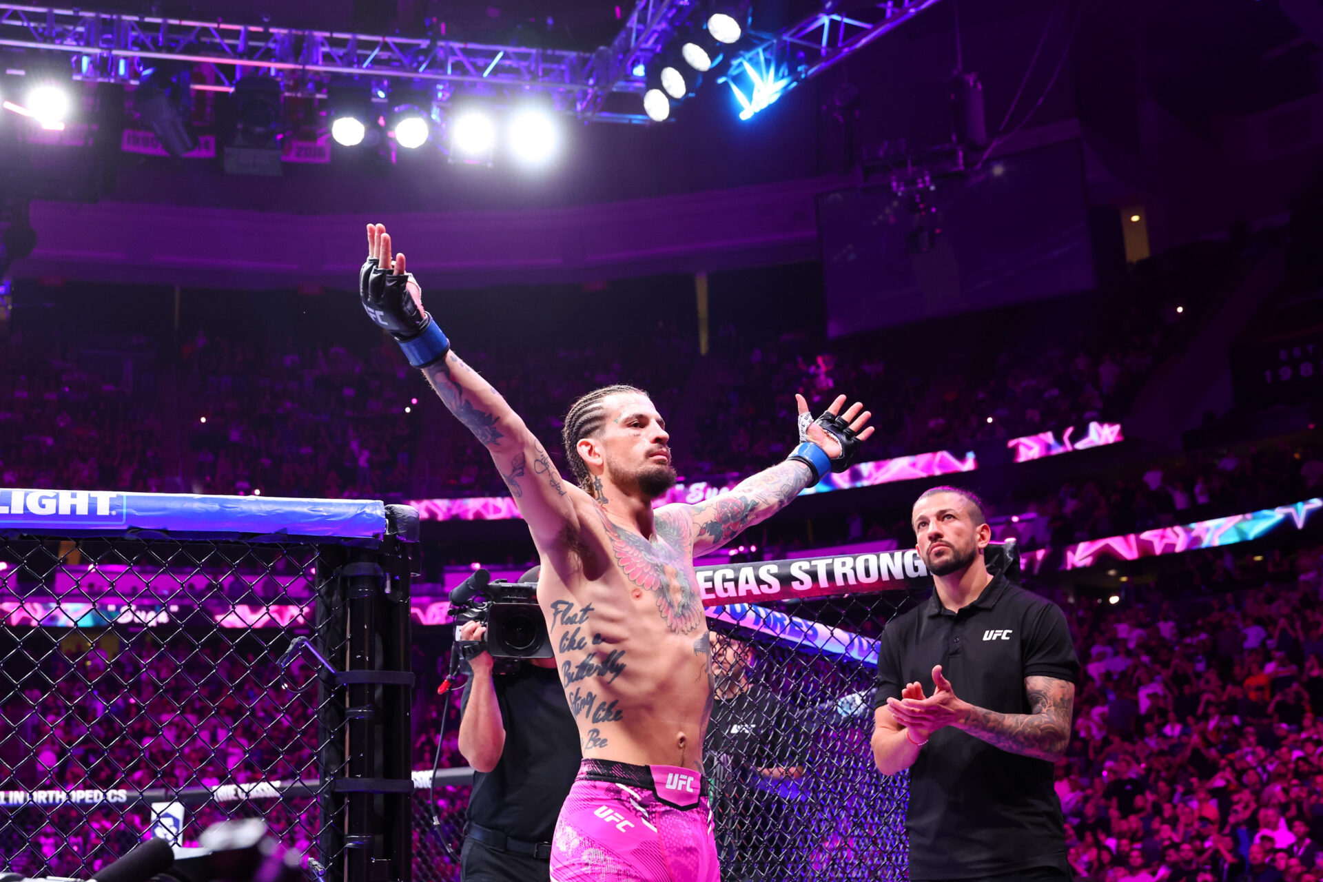 Photo by Ed Mulholland/Zuffa LLC