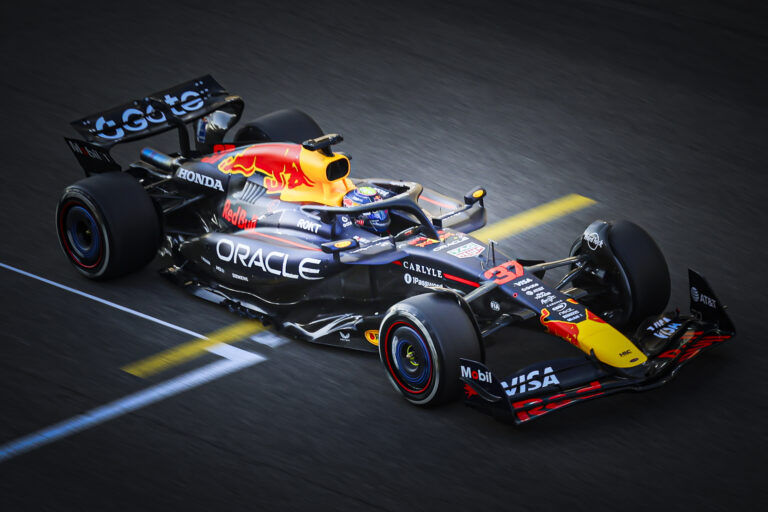 Photo by Nicolas Economou/NurPhoto via Getty Images