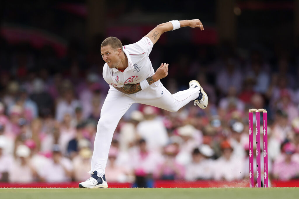 Brydon Carse of England bowls during day three of the Fifth Test in the 2025/26 Ashes Series between Australia and England at Sydney Cricket Ground