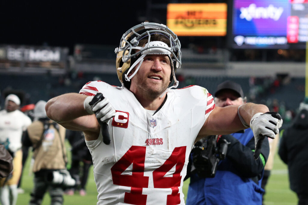 Kyle Juszczyk #44 of the San Francisco 49ers celebrates after his team's 23-19 win against the Philadelphia Eagles.