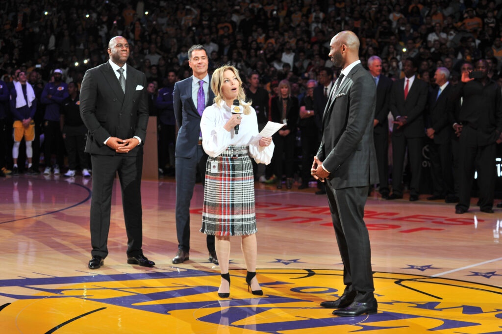 Lakers owner Jeanie Buss speaks at Kobe Bryant's jersey retirement ceremony during halftime of a basketball game between the Los Angeles Lakers and the Golden State Warriors at Staples Center on December 18, 2017.