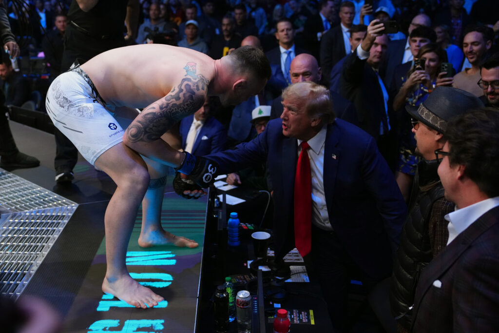 UFC 296: Edwards v Covington