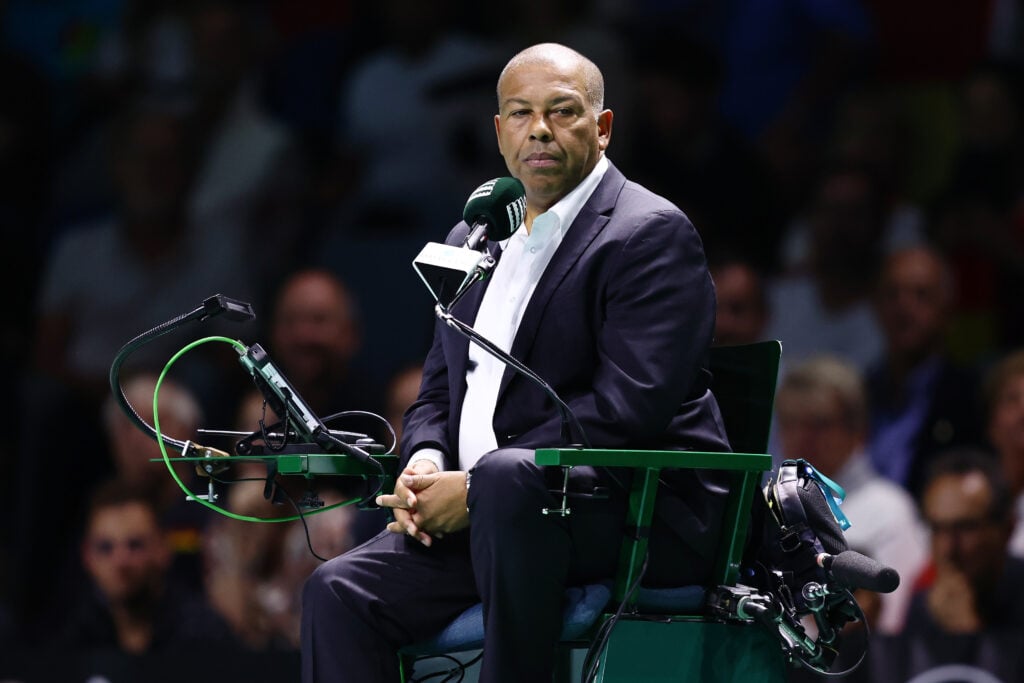 Carlos Bernardes umpiring at the 2024 Davis Cup Finals.