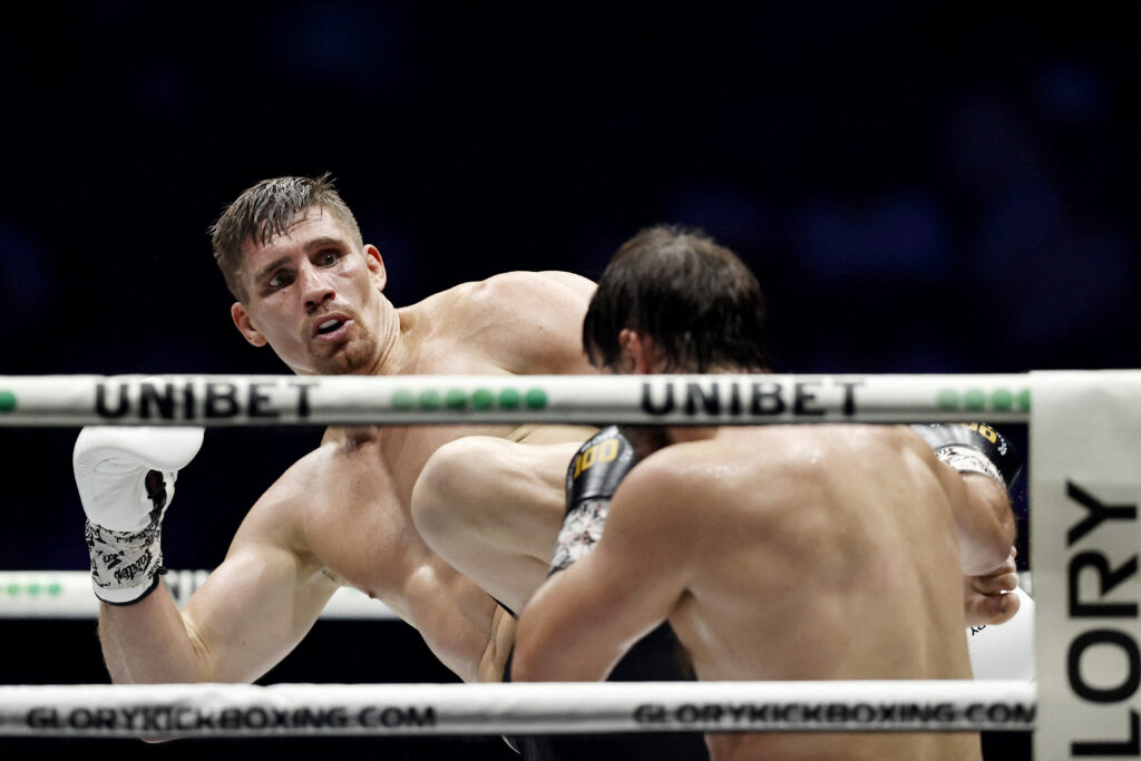 KICKBOXING-NED-GLORY-VERHOEVEN-VAKHITOV-HEAVYWEIGHT
