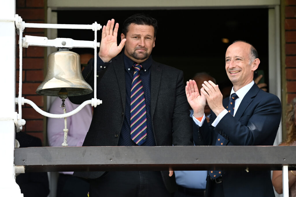 Former Durham and England fast bowler Steve Harmison rings the five minute bell alongside CEO of Marylebone Cricket Club Robert Lawson ahead of day five of the 3rd Rothesay Test Match between England and India