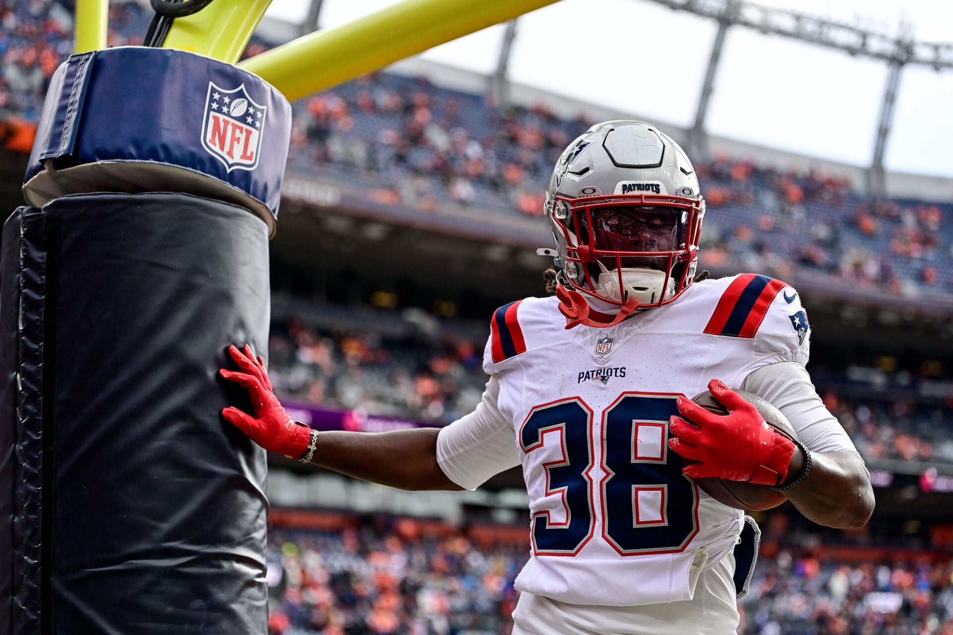 Photo by Dustin Bradford/Icon Sportswire via Getty Images