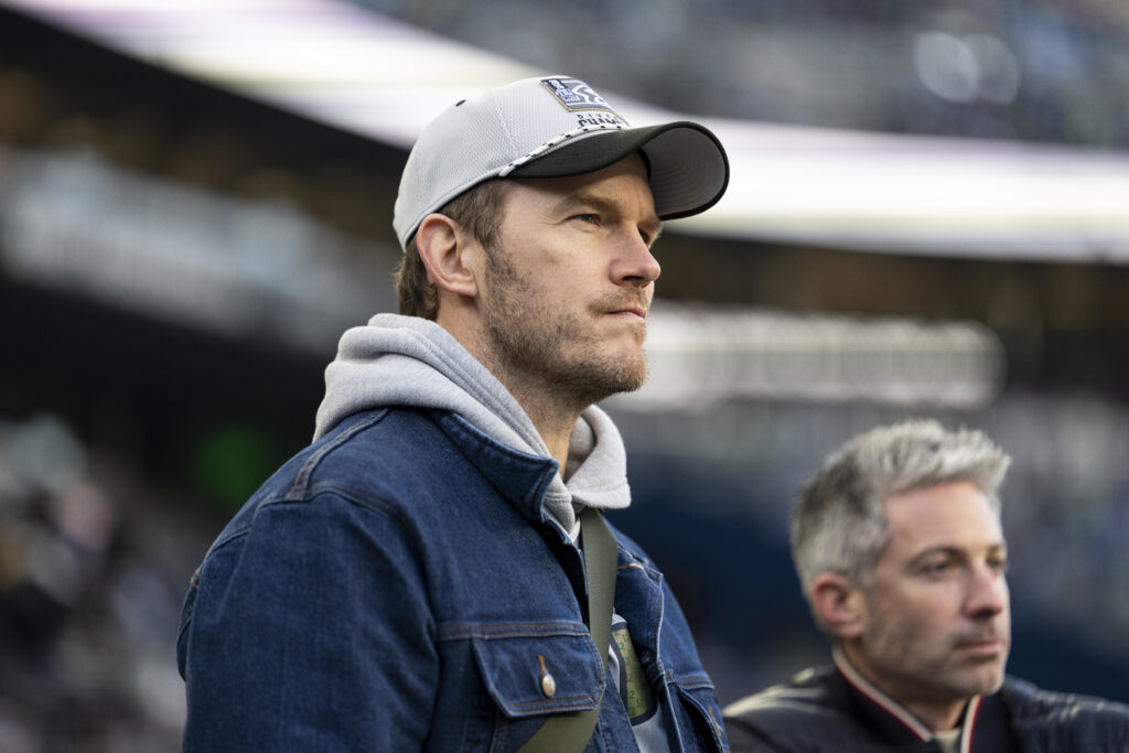Actor Chris Patt looks on prior to an NFC Championship NFL football game between the Los Angeles Rams and Seattle Seahawks