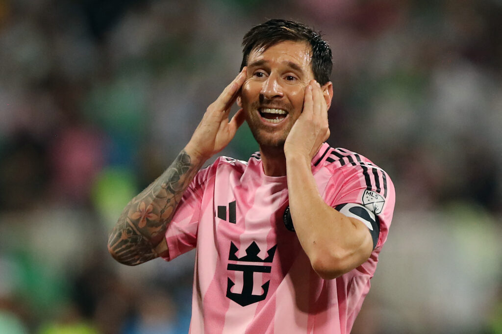 Inter Miami's Argentine forward #10 Lionel Messi gestures during the friendly football match between Colombia's Atletico Nacional and the US' Inter Miami at the Atanasio Girardot Stadium.