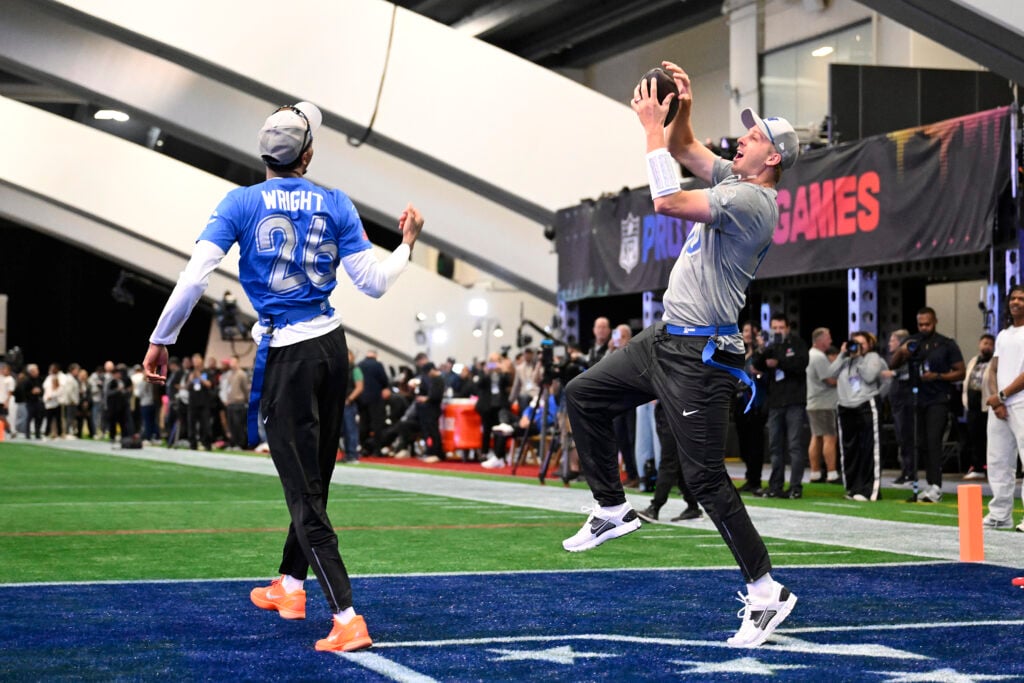 Jared Goff #16 of the Detroit Lions and Nahshon Wright #26 of the Chicago Bears during the NFC Pro Bowl practice at Moscone Center South on February 02, 2026 in San Francisco, California.