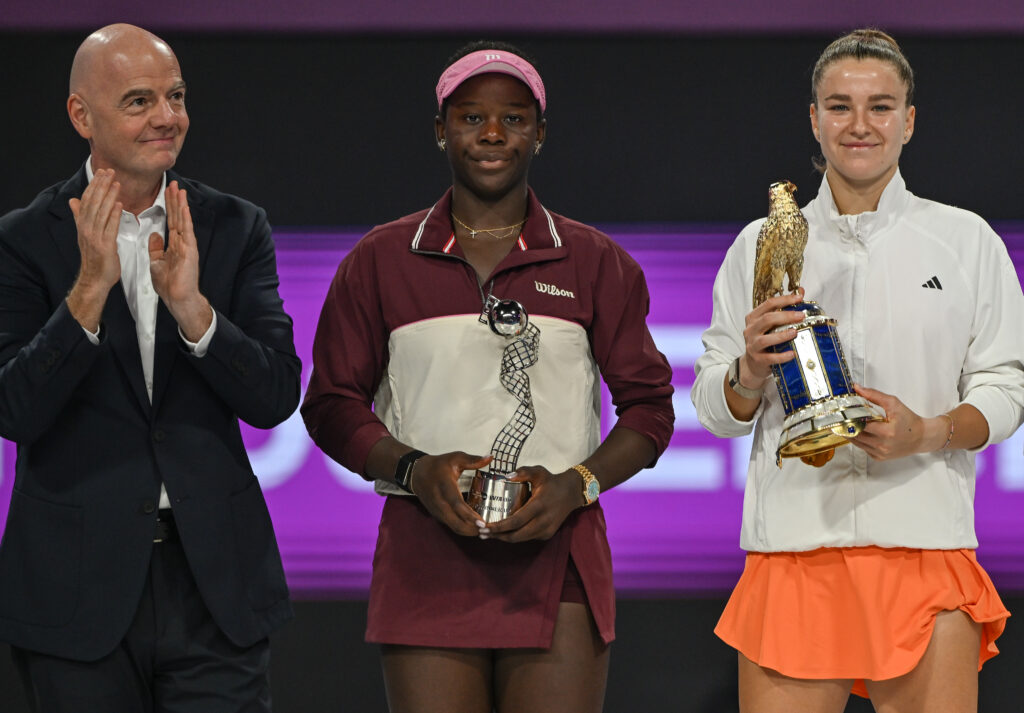 Gianni Infantino pictured with the two finalists after the 2026 Qatar Open final
