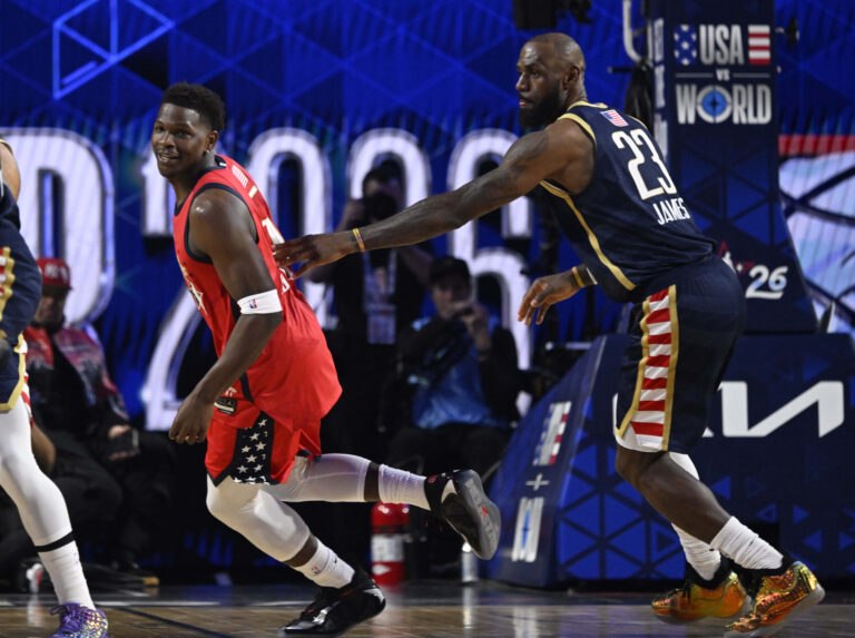 Photo by Keith Birmingham/MediaNews Group/Pasadena Star-News via Getty Images