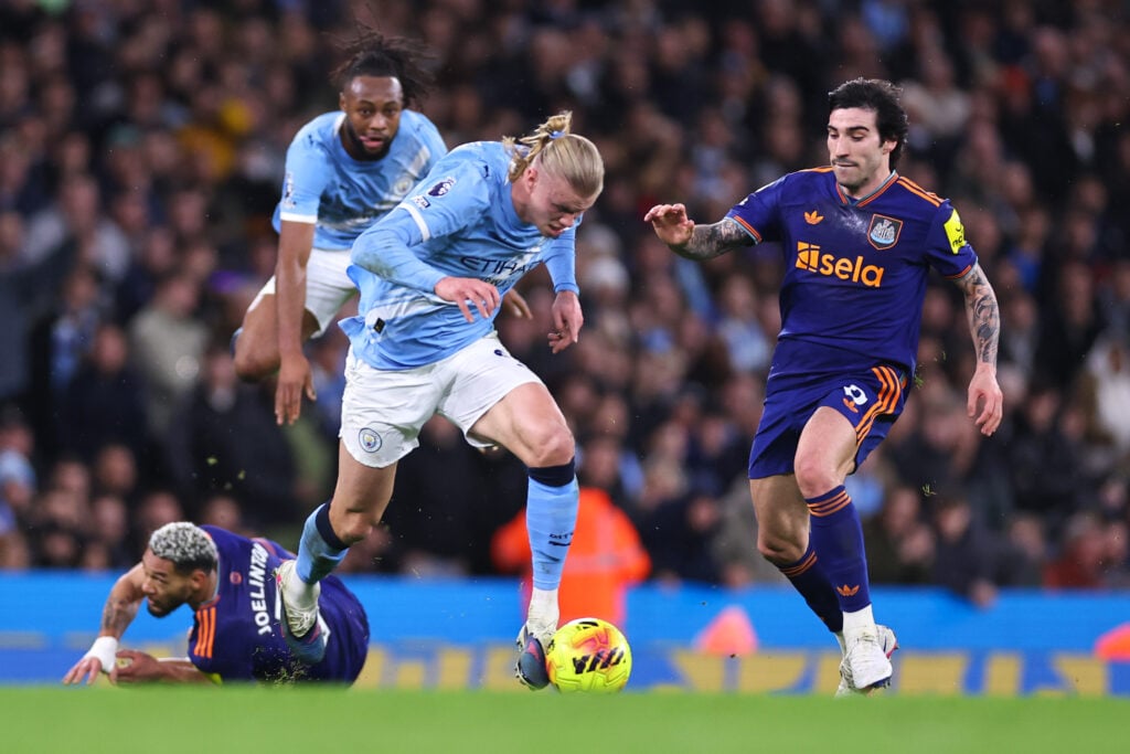 Erling Haaland of Manchester City and Sandro Tonali of Newcastle United during the Premier League match between Manchester City and Newcastle United at Etihad Stadium.