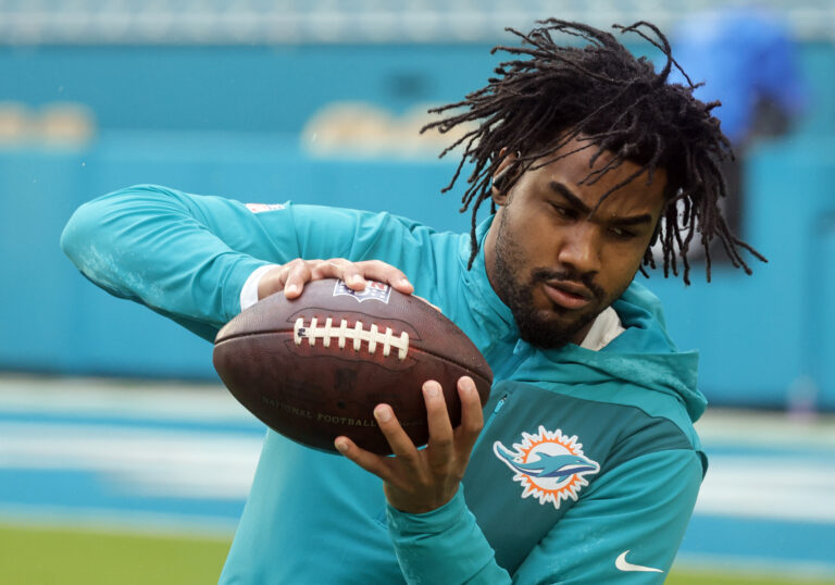 Joe Cavaretta/South Florida Sun Sentinel/Tribune News Service via Getty Images