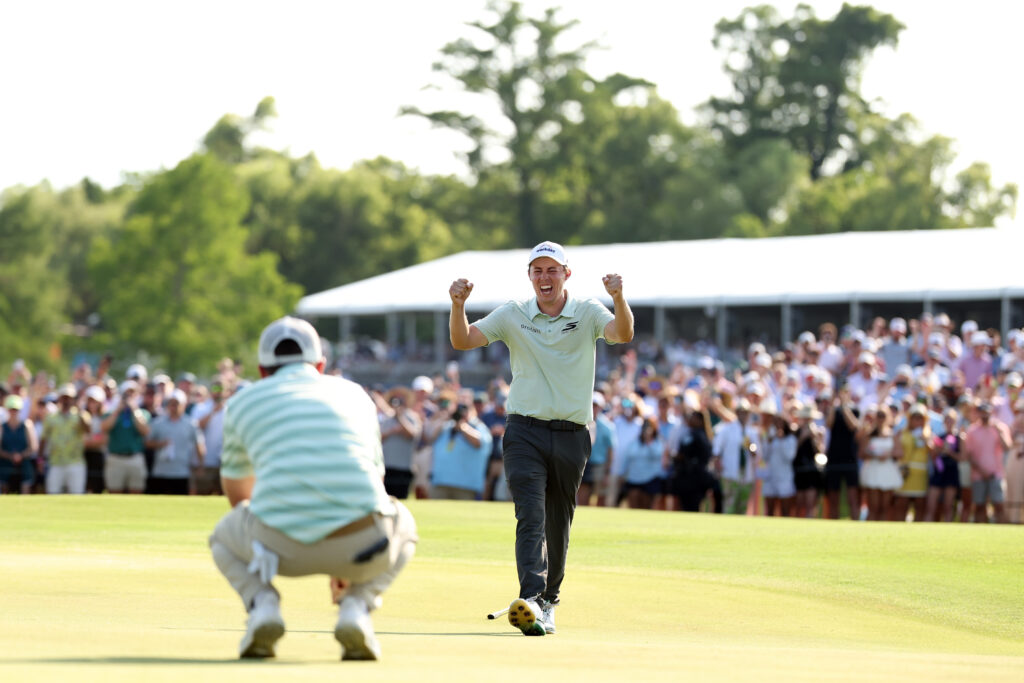 Matt Fitzpatrick (R) of England and partner Alex Fitzpatrick of England celebrate on the 18th green after winning the Zurich Classic of New Orleans 2026