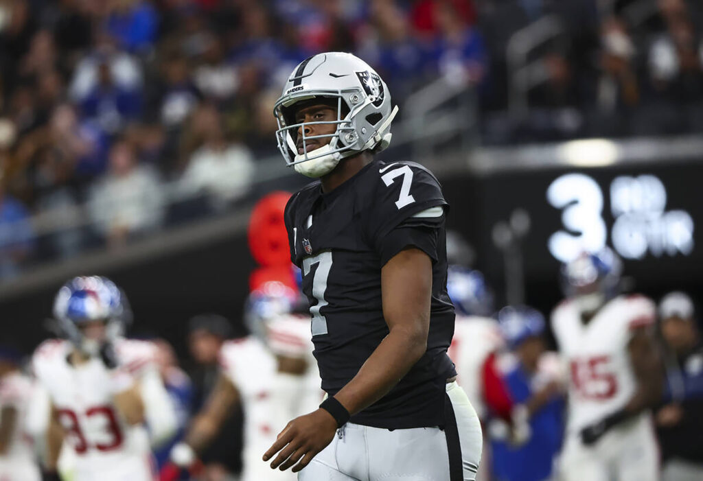 SPORTS-FBN-RAIDERS-SMITH-2-LV