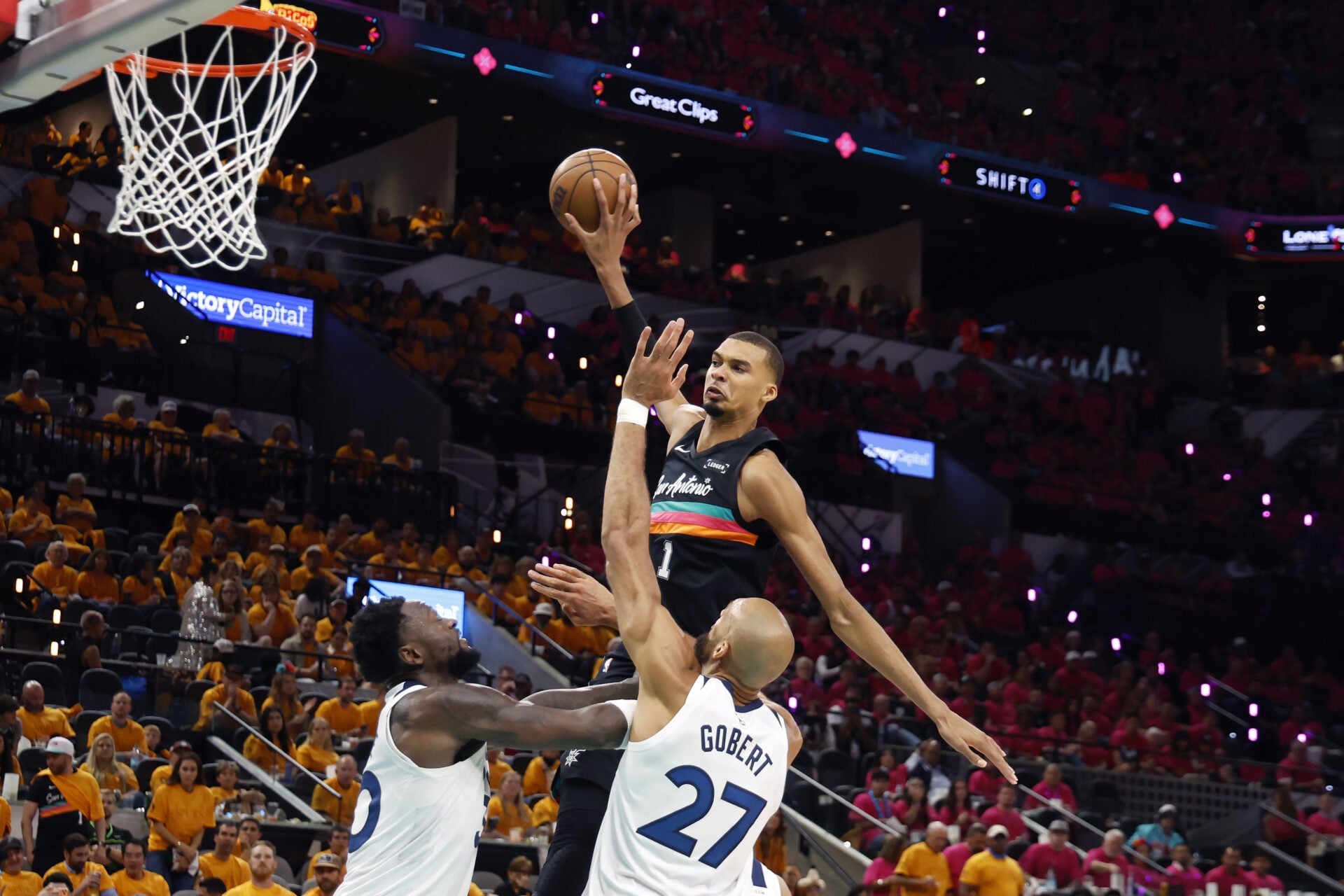 Photo by Ronald Cortes/Getty Images