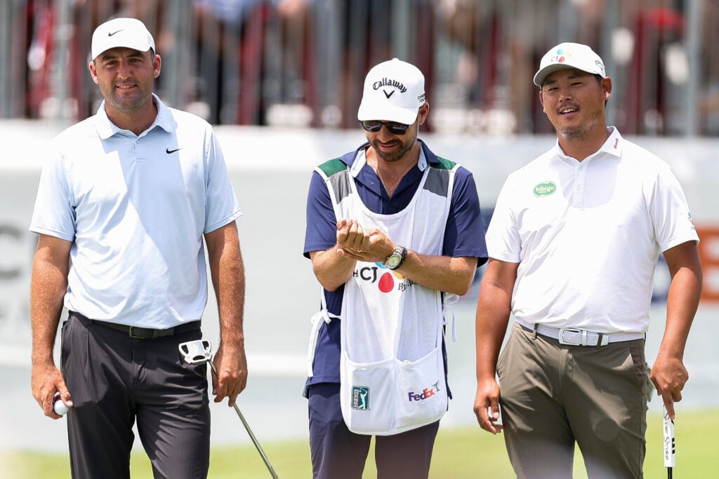 Si Woo Kim with Scottie Scheffler on the 6th green during the second round of THE CJ CUP Byron Nelson at TPC Craig Ranch