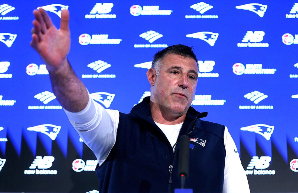 New England Patriots head coach Mike Vrabel meets with the media.