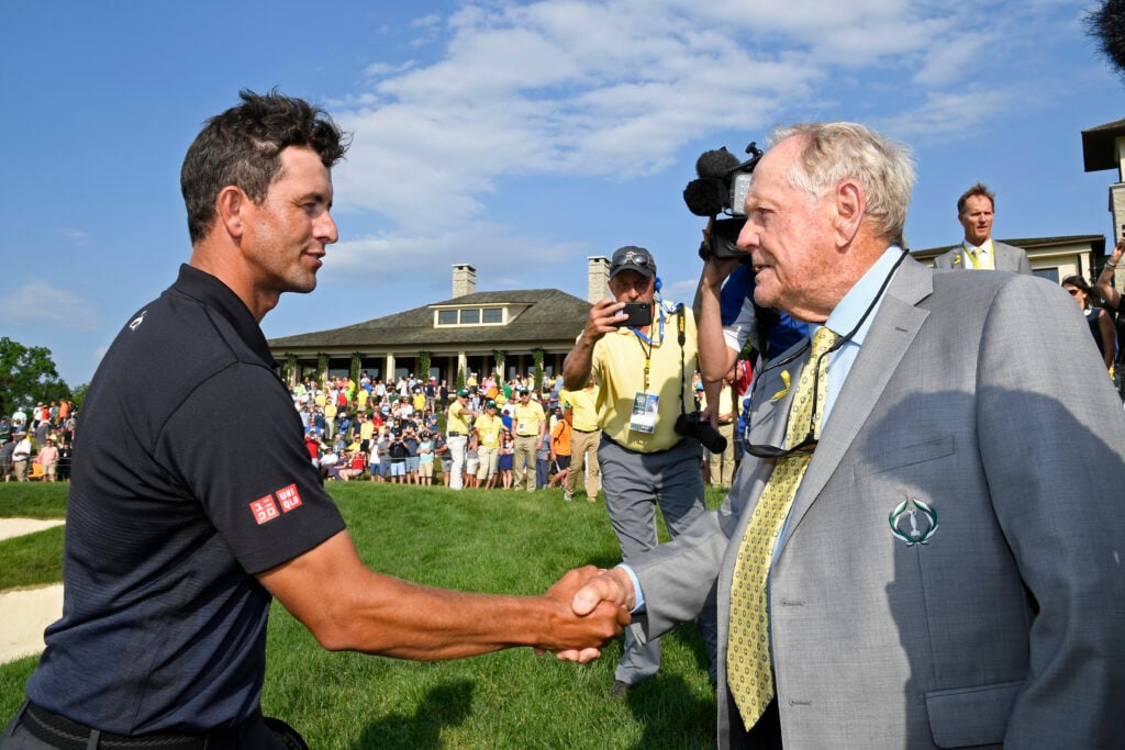 Adam Scott is greeted by Jack Nicklaus after the final round of the Memorial Tournament at Muirfield Village in 2019